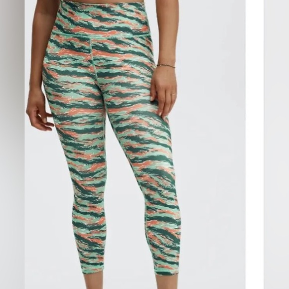 Fabletics Pants - Fabletics Leggings Medium High-Waisted